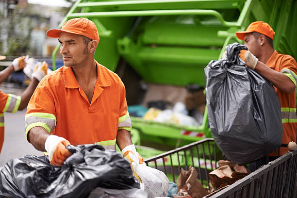 Best Yard Cleanup Services  in Waconia, MN